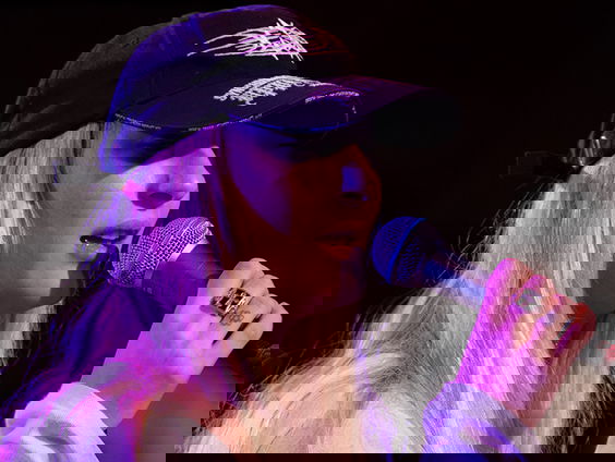 S10 - Adem Je In | live in Muziekcafé