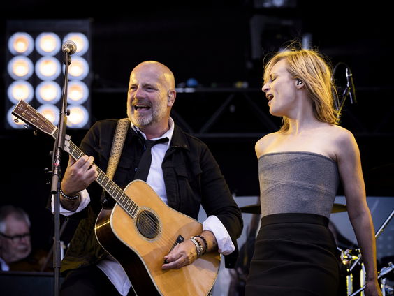 De nieuwe samenwerking van BLØF en Geike is bekroond tot TopSong