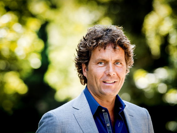 Dochter weerman Dennis Wilt had op 2-jarige leeftijd acute lymfatische leukemie: "Ze is nu 21 jaar, springlevend"