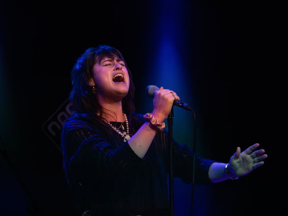 Bente - Maar Niet Met Jou Erbij | live in Muziekcafé