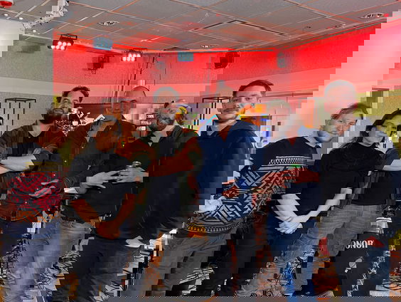 Jasper Erkens speelt 'Still Waiting (like a dog)' live @ Blokhuis