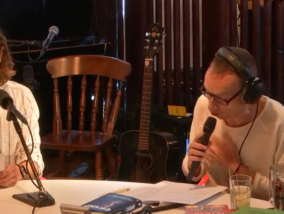 Cabaret: gesprek met Mickey Mouse