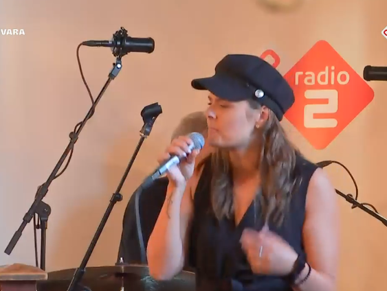 Mell & Vintage Future - Willin'