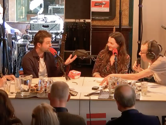 Elisabeth van Nimwegen en Dirk de Bekker nemen je mee door de prikkelende wereld van de zintuigen