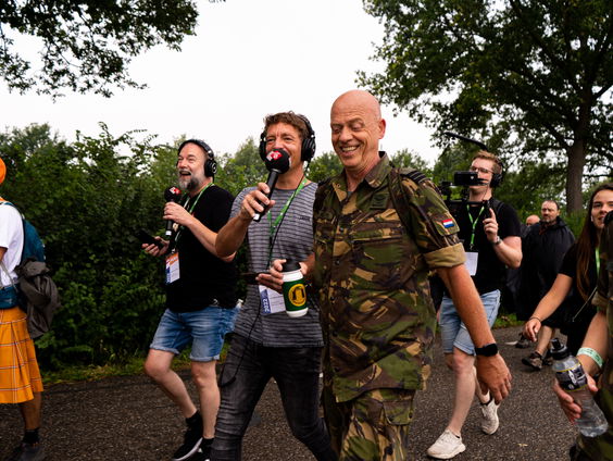 Waarom militairen tijdens Vierdaagse binnen de bebouwde kom een baret dragen
