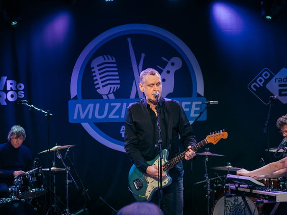 JOHAN - Tumble And Fall | live in Muziekcafé