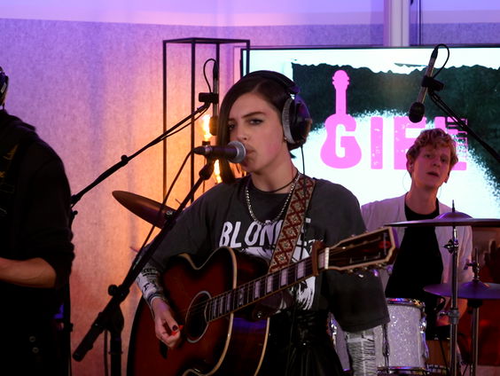 Inge Lamboo - Black Heart (Live @ Giel)