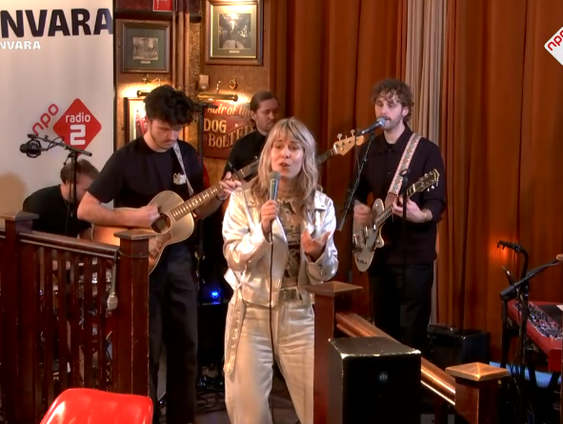 Blackbird - Stay Or Go