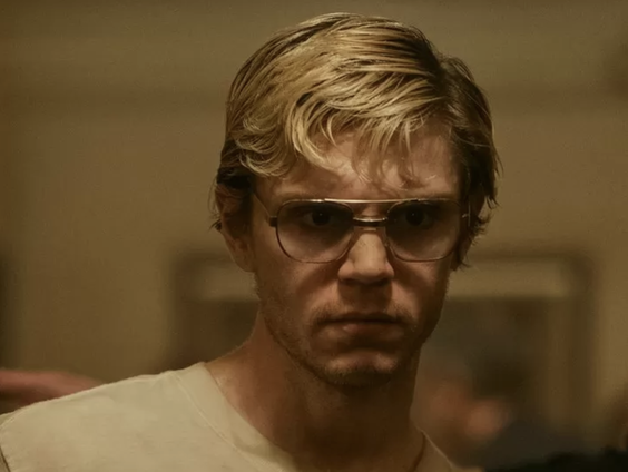 Moet The Jeffrey Dahmer Story volgens mensen op straat van Netflix af?