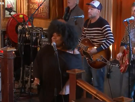 Yeah yeah yeah - Michelle David & The True-Tones