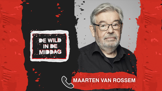 Maarten van Rossum met zijn E-reader aanrader: ‘De 21ste eeuw, die in 1979 ...