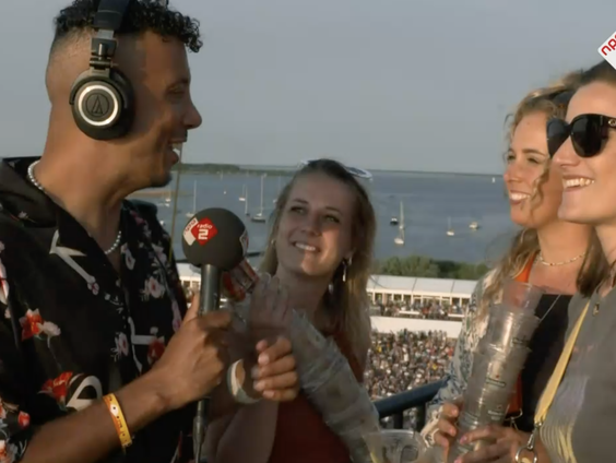 CAS superfans mogen met Morad op het dak van de vuurtoren: "Onbeschrijfelijk. Super vet!"