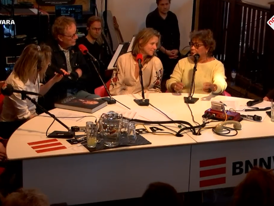 Het fotoboek PR:OUD laat zien hoe 70-plussers nog vol levenslust zitten. Micaela Bartels, Noraly Beyer, M ...