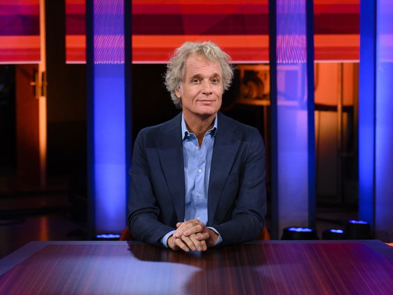 Jeroen Pauw onderzocht in Oekraïne wat er met de giro 555 opbrengst gebeurt: "Heel veel glas"