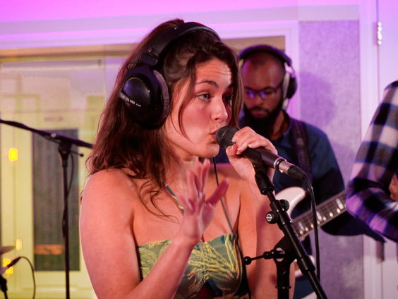 Lorrèn - Breathe (Live @ Giel)