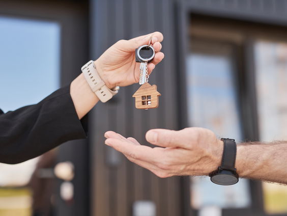 Makelaar Chris: 'Je moet je hoofd koel houden in de huidige woningmarkt'