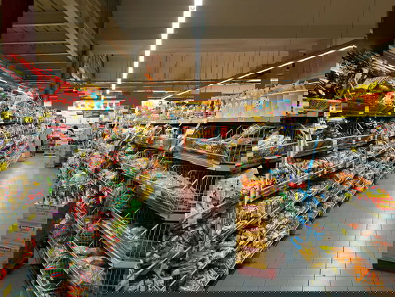 Supermarkteigenaar Erwin: "De tekorten gaan we nog een paar dagen merken''