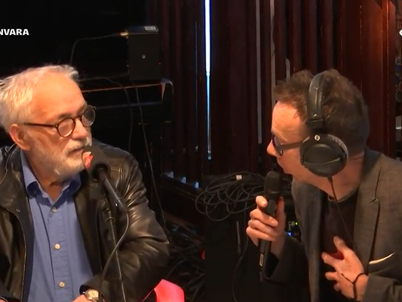 Wielerspeaker Kees Maas stopt. In de 56 jaren zag hij alle groten voorbij sjezen, van Zoetemelk tot aan P ...