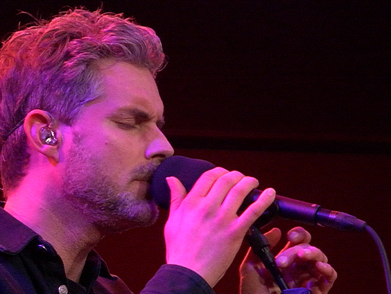 HAEVN - Kiss From A Rose | live in Muziekcafé