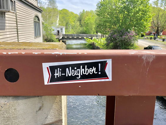 Burendag! Jesse peilt op straat hoe de klik met de buren is