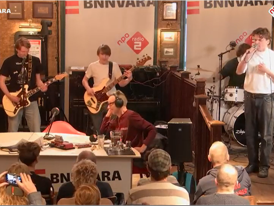 De Dordtse band Zoekhetuitman heeft punk en PFAS in hun bloed.