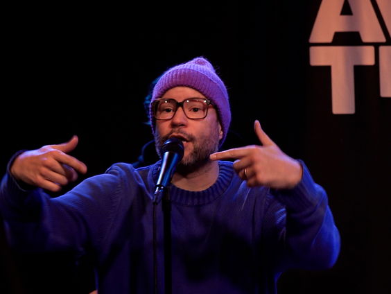 Pete Philly & Perquisite - Hot Sauce | live in Muziekcafé