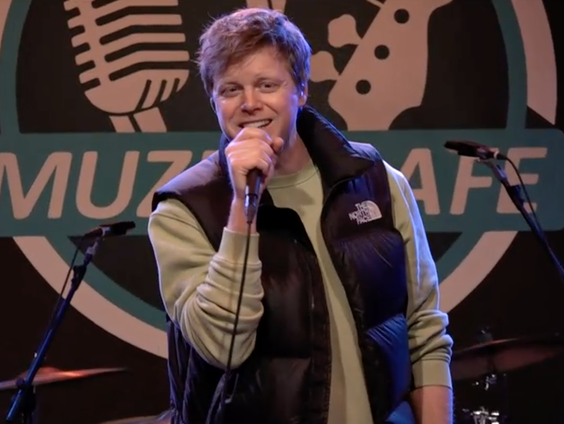 Lex Uiting - Ôs Leedje | live in Muziekcafé