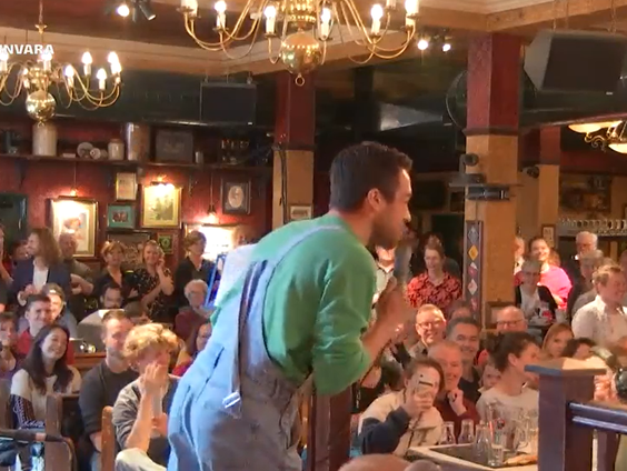 Het Spijkerlied van 29 april met Aron Elstak