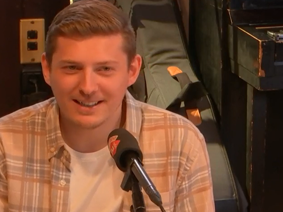 Socioloog Milio van de Kamp groeide op in armoede en vertelt over de impact daarvan.