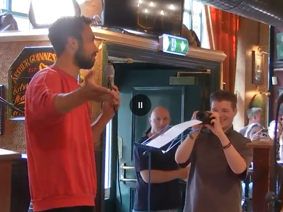 Het Spijkerlied met Aron Elstak