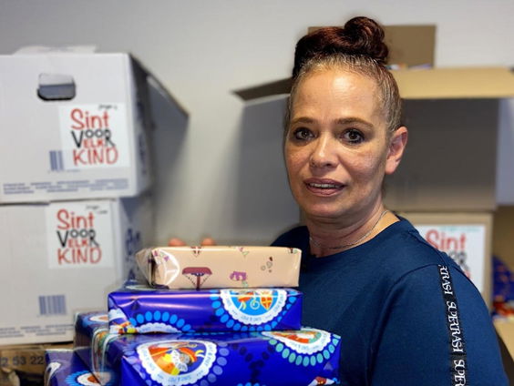 Sint Jolanda helpt radeloze ouders aan cadeaus: "Schrok van hoeveelheid aanmeldingen"