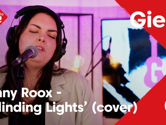 Penny Roox - Blinding Lights (The Weeknd cover) (Live @ Giel)