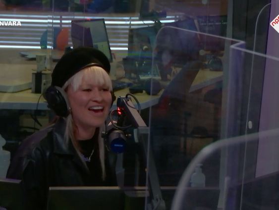 Anne-Fay- So many days (Live @ Giel)