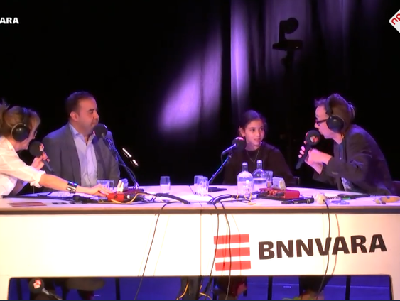 Tweede Kamerlid Mohammed Mohandis behaalde als 38-jarige zijn zwemdiploma