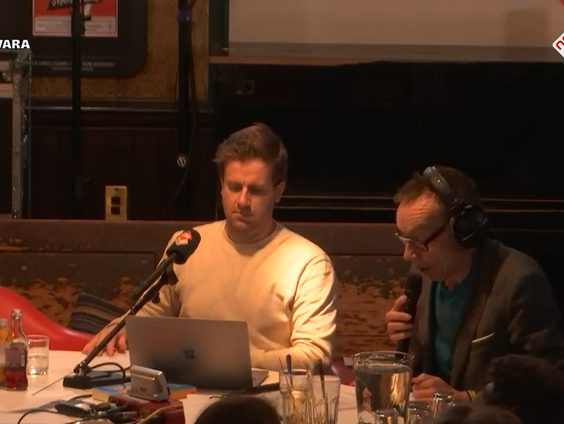 Cabaret: zo’n chatbox kan ook cabaretteksten maken