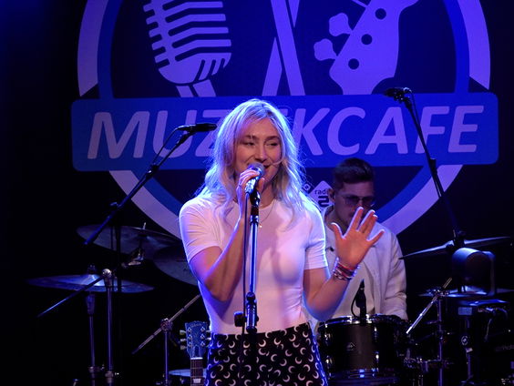 Yori - Jumping Jack Flash | live in Muziekcafé