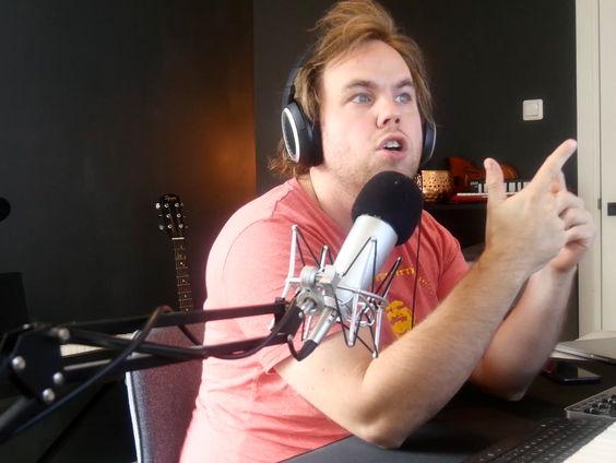 Hoe maak je een liedje als Clouseau? Tommy Zwartjes zoekt het uit!