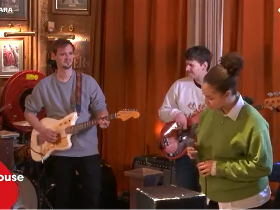 Jaïnda – Lighthouse