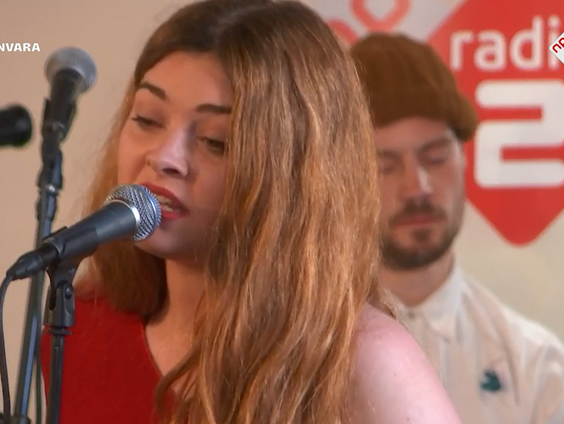 Linde Schöne – Met kerst mis ik jou nog steeds