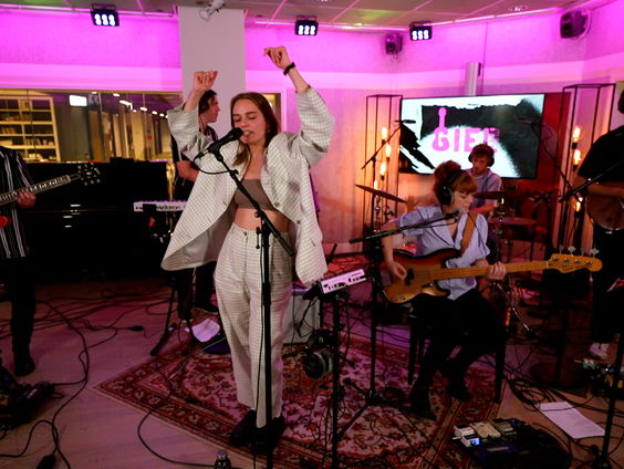 The Indien - Long Time Lover (Live @ Giel)