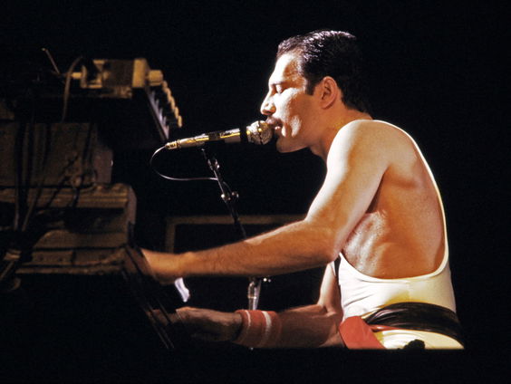 Veiling privécollectie Freddie Mercury stelt Edger Hamer teleur: "Kansloze missie voor fans"