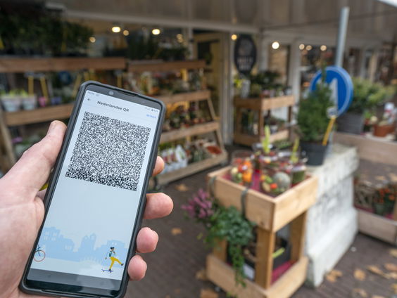 Het einde van de coronapas is zo goed als zeker in zicht volgens Joost Vullings