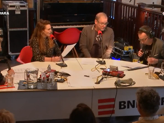 Cabaret: COA over de asielstroomaantallen