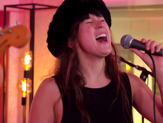 EUT - It's Love (But It's Not Mine) (Live @ Giel)