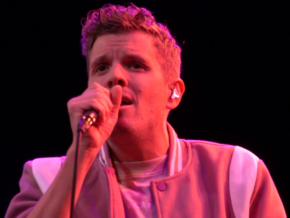 Jaap Reesema - Laat Me Nooit Meer Los | live in Muziekcafé