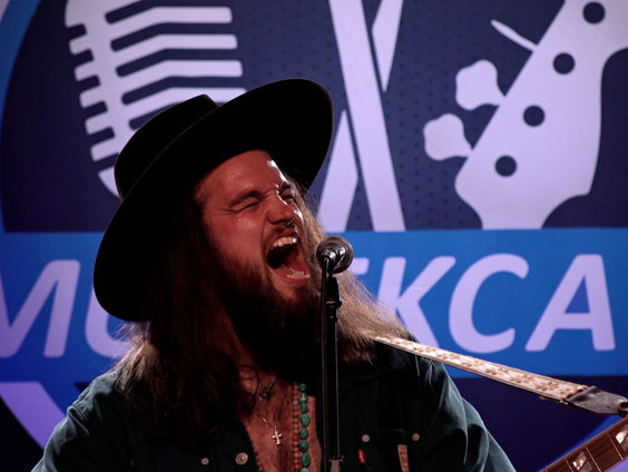 Voltage - The Wild Ones | live in Muziekcafé