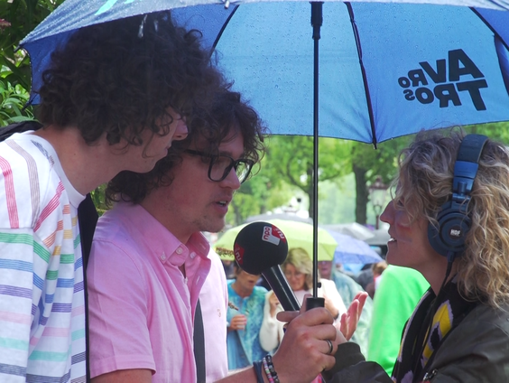 Dankzij Jesse en Jelle krijgt Zutphen een regenboogzebrapad