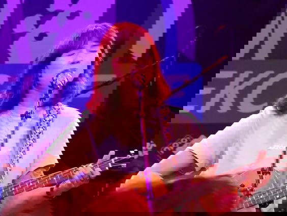 MEAU - Dat Heb Jij Gedaan | live in Muziekcafé