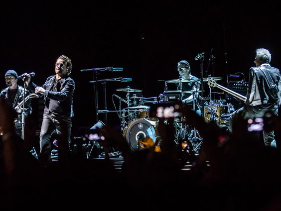 Vertaler Robert Neugarten: "Bono in memoires erg eerlijk over onzekerheden"