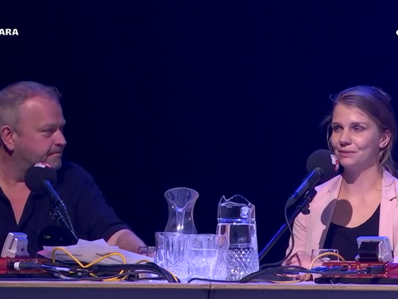 Moet het oudste hertenkamp van Nederland verdwijnen? PvdD-kamerlid Eva Akerboom en gemeenteraadslid Coen ...